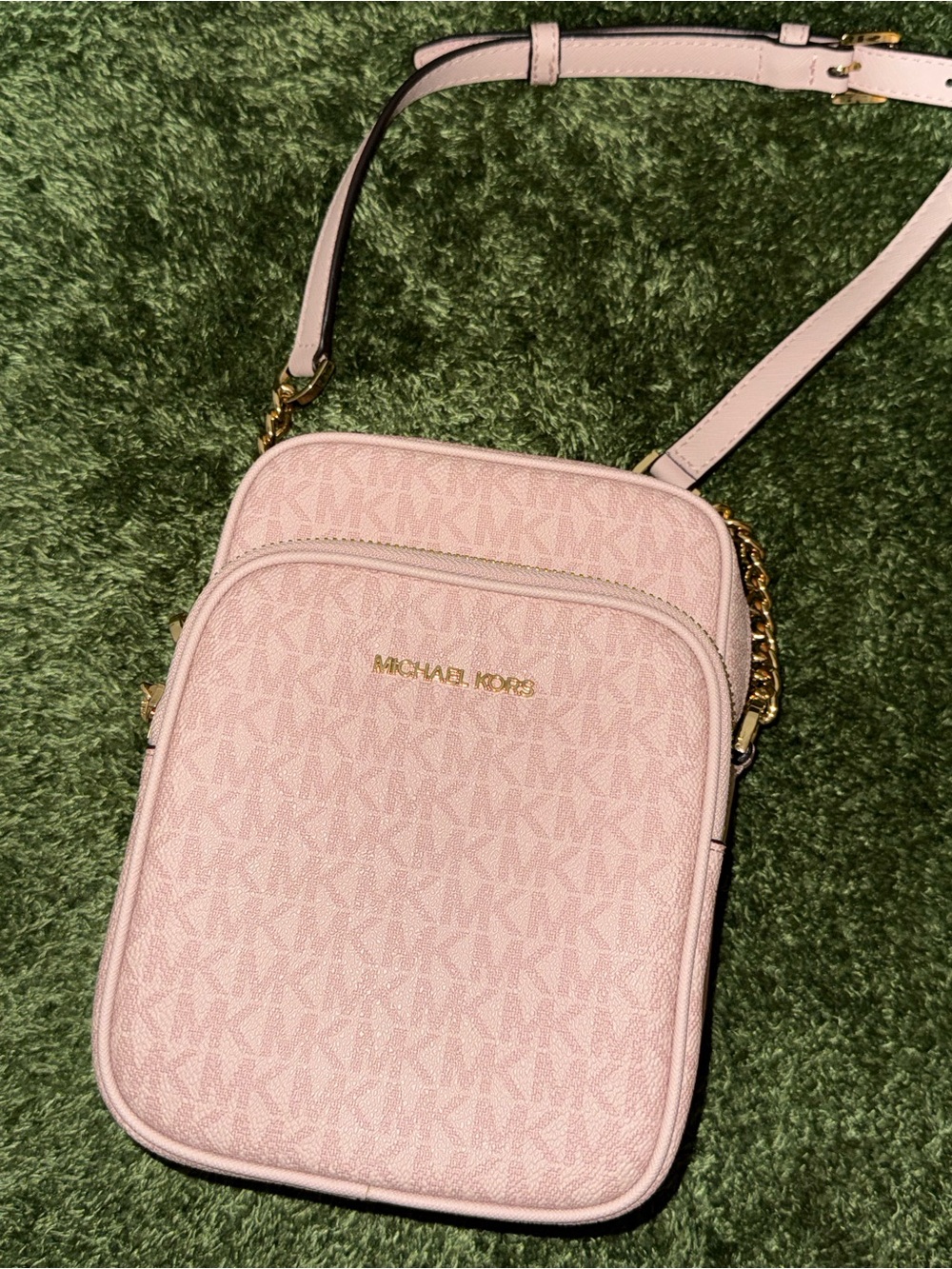 Michael Kors Jet Set Travel Crossbody Bag